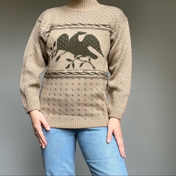 espirt Sweaters - Vintage Women’s Espirt Tan Green Wool Blend Bird Mock Neck Sweater Sz S
